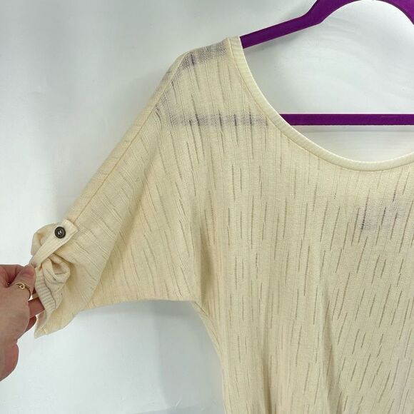 Love On A Hanger Womens Roll Tab Sleeve Shirt Faux Button Scoop Neck Cream Small - Picture 10 of 13